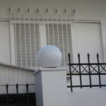 χρωματισμός κάγκελων κατοικίας
